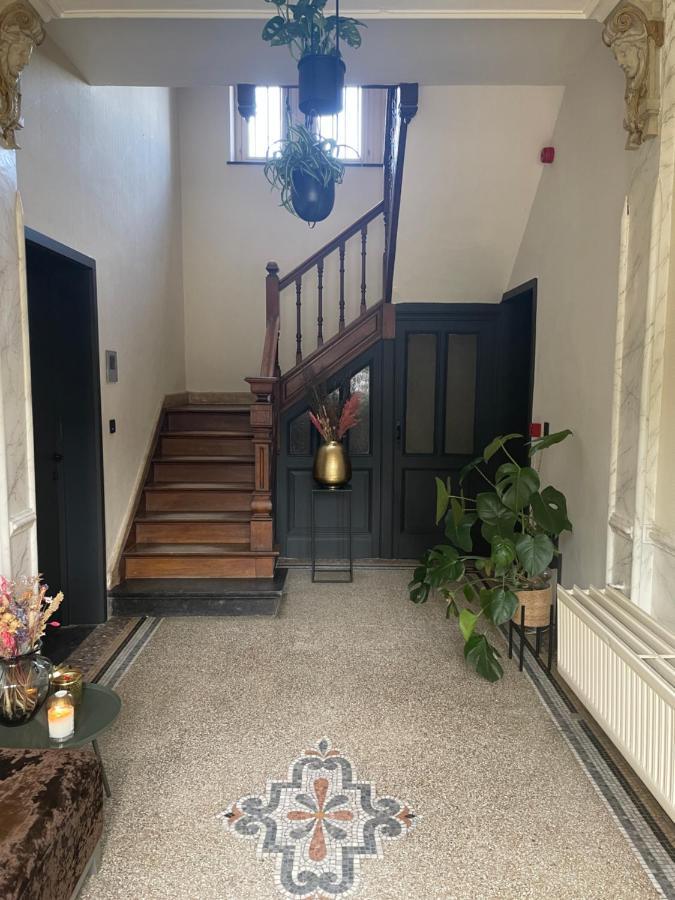 B&B Het Notarishuis - Authentiek Verblijf Nabij Maastricht Voeren Exterior photo