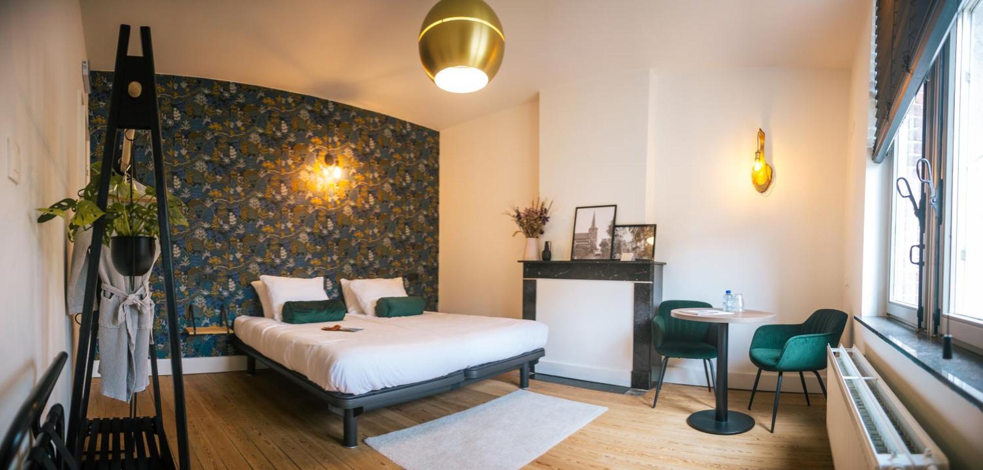 B&B Het Notarishuis - Authentiek Verblijf Nabij Maastricht Voeren Exterior photo