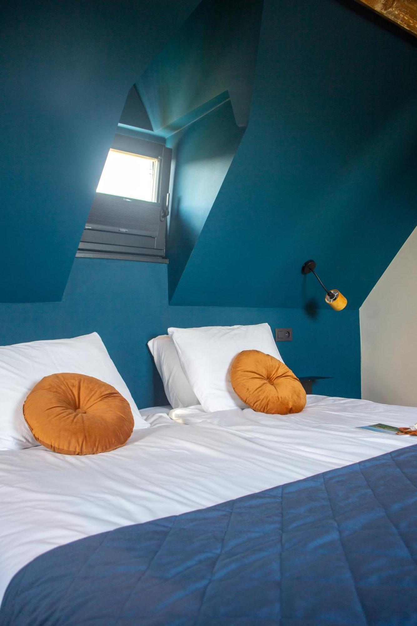 B&B Het Notarishuis - Authentiek Verblijf Nabij Maastricht Voeren Exterior photo