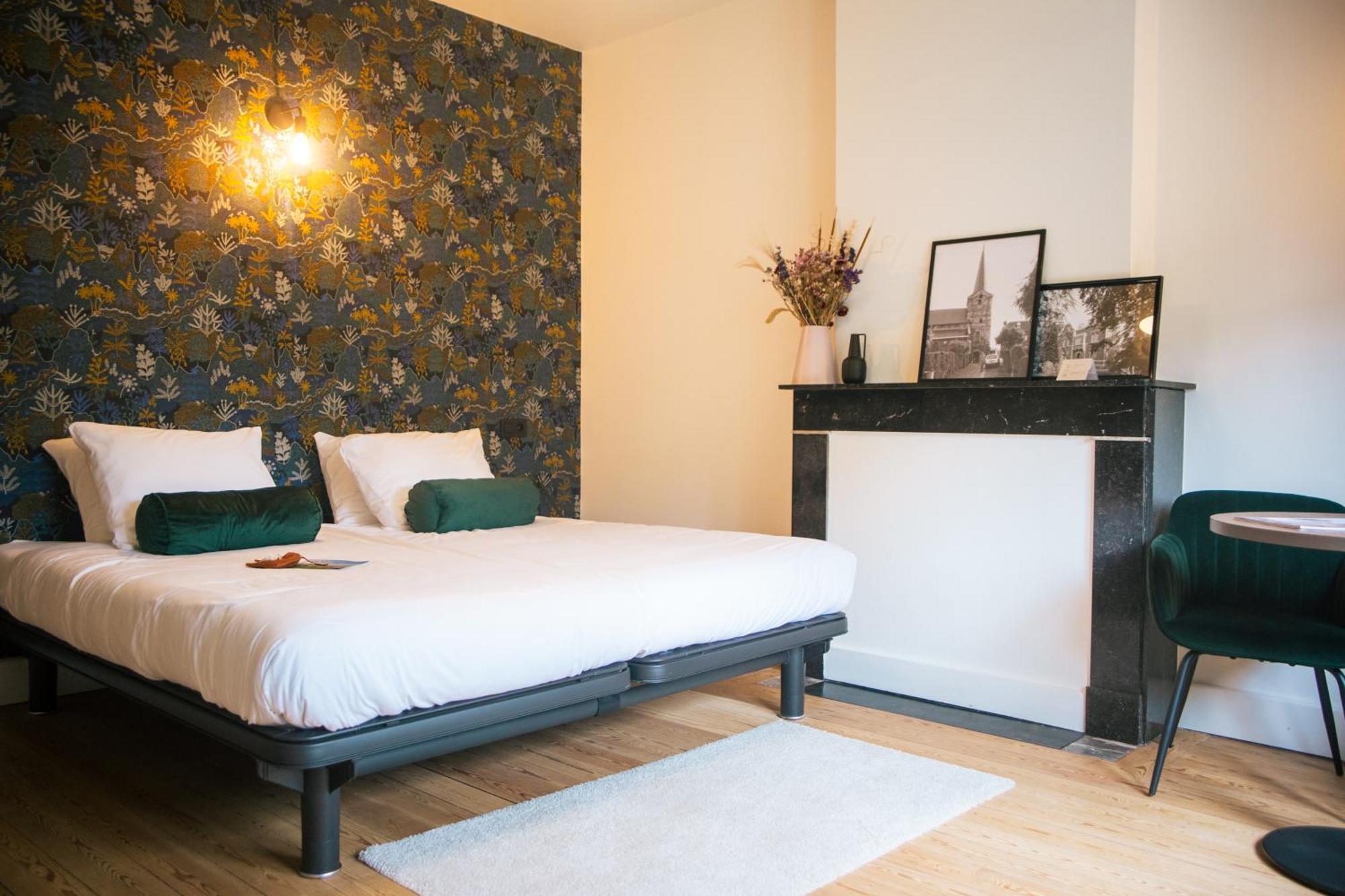 B&B Het Notarishuis - Authentiek Verblijf Nabij Maastricht Voeren Exterior photo