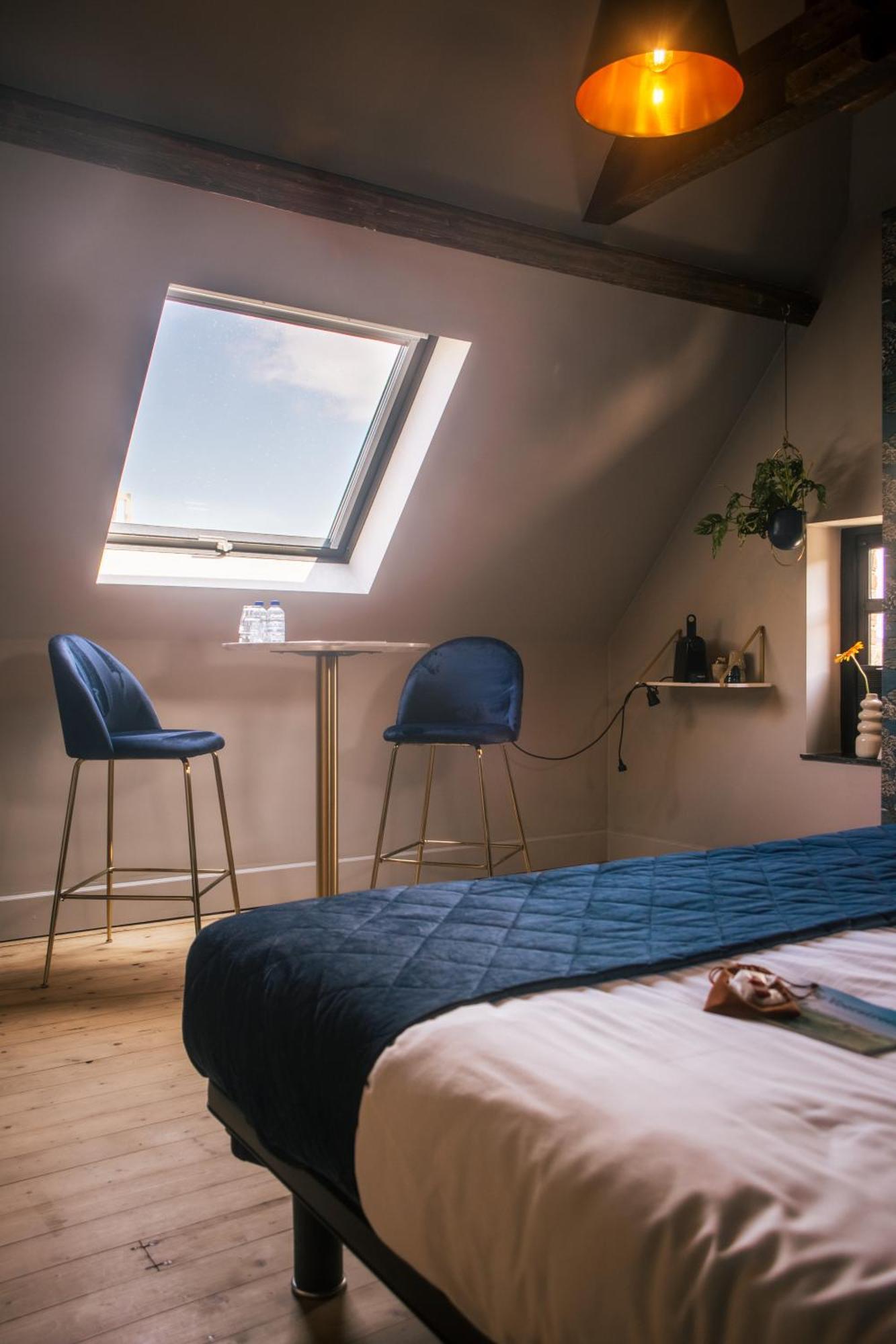B&B Het Notarishuis - Authentiek Verblijf Nabij Maastricht Voeren Exterior photo