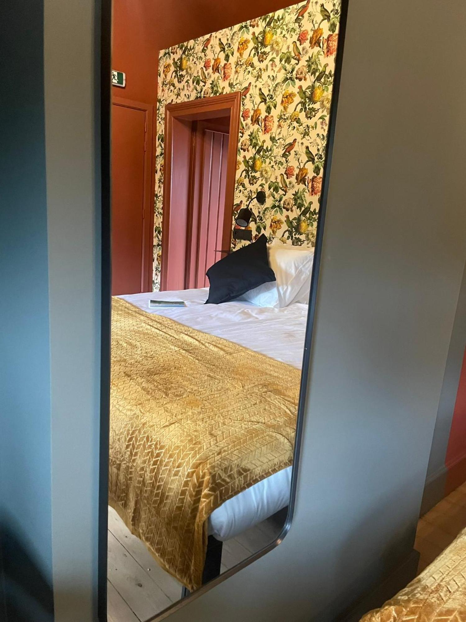 B&B Het Notarishuis - Authentiek Verblijf Nabij Maastricht Voeren Exterior photo
