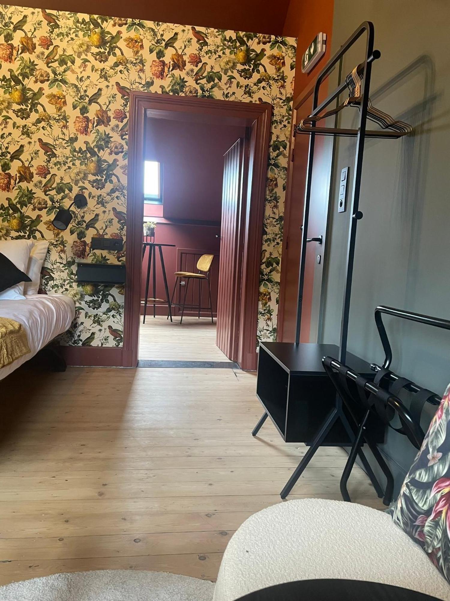 B&B Het Notarishuis - Authentiek Verblijf Nabij Maastricht Voeren Exterior photo