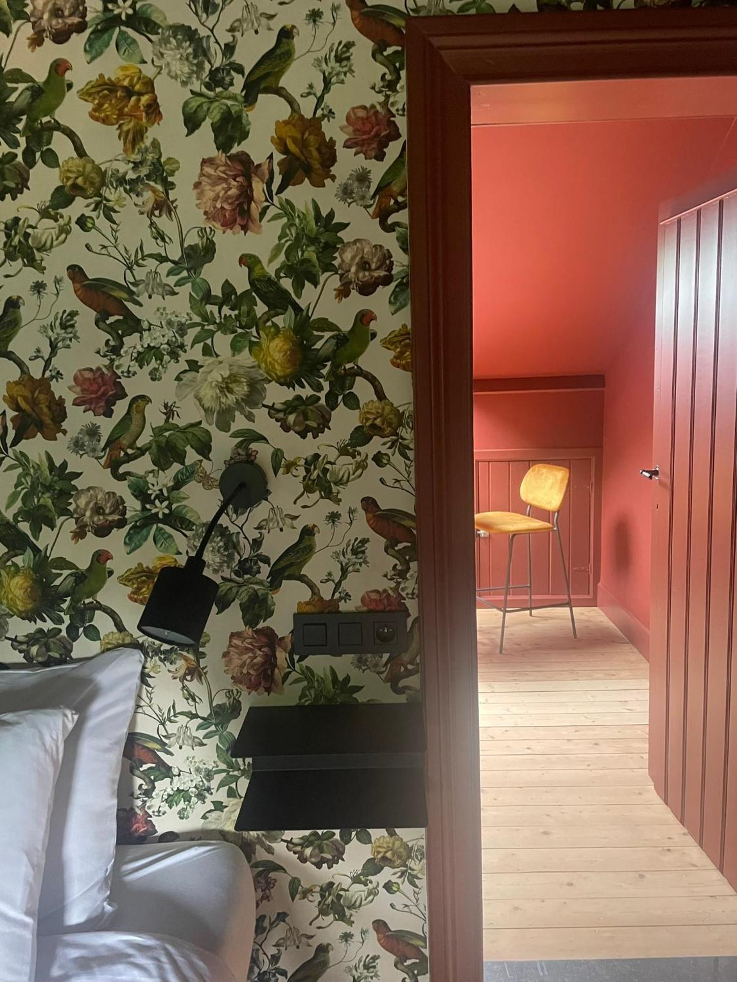 B&B Het Notarishuis - Authentiek Verblijf Nabij Maastricht Voeren Exterior photo